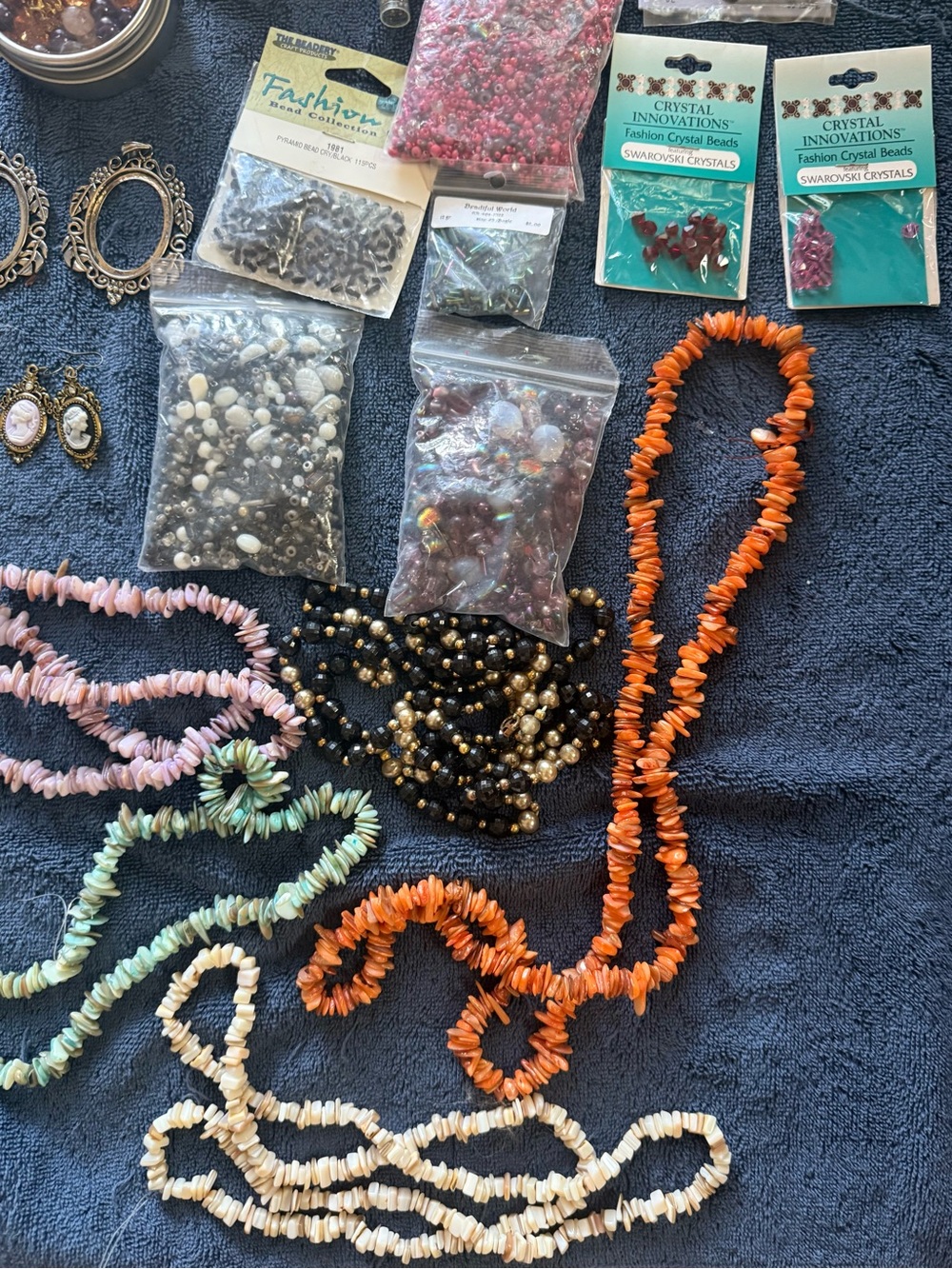 Large Jewelry Making Supplies & Beading Lot – Estate Find – 4 lbs 11.9 oz - Picture 5 of 16